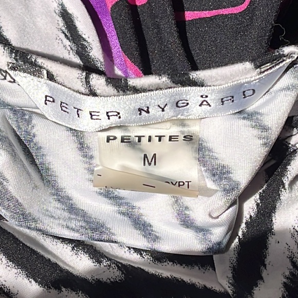 Peter Nygard soft stretchy vibrant 3/4 sleeve tee zebra print lady graphic - Picture 4 of 5